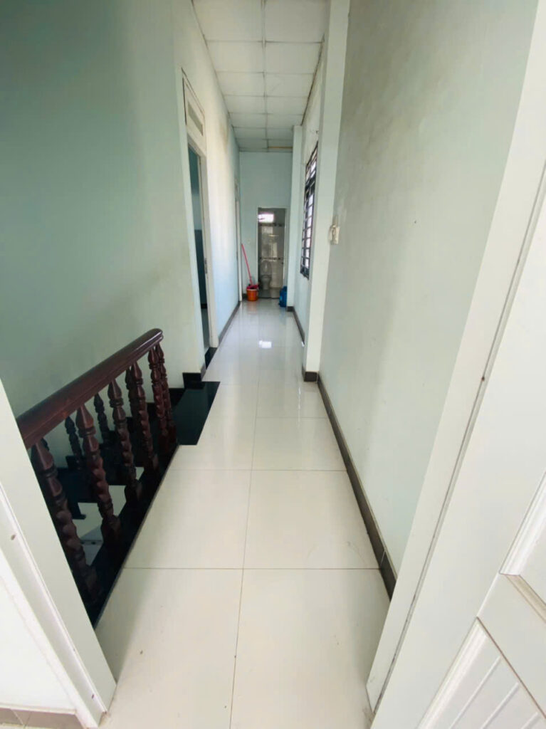 Bán nhà 1 lầu 4 phòng ngủ diện tích đường xe oto 2 tỷ 850